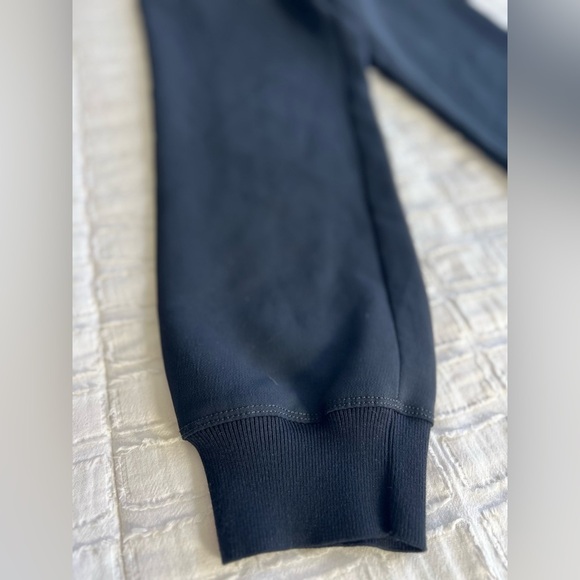 Aritzia Wilfred Black Buffon Pant Jogger Style Woman’s Size XSmall - Picture 4 of 7